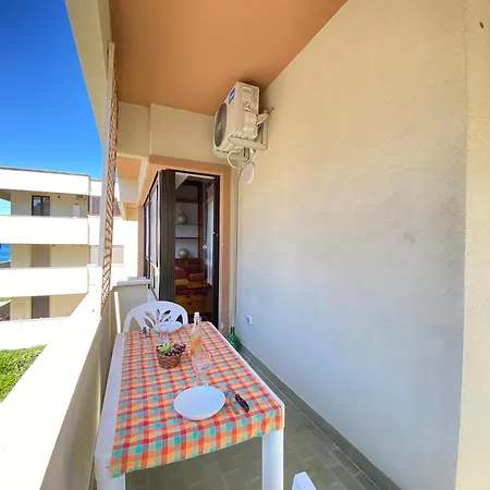 Aurelio House